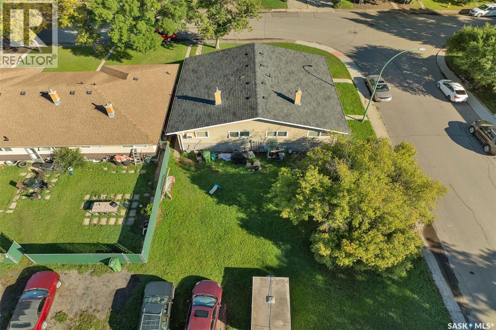 176-178 Rothwell Crescent, Regina, SK