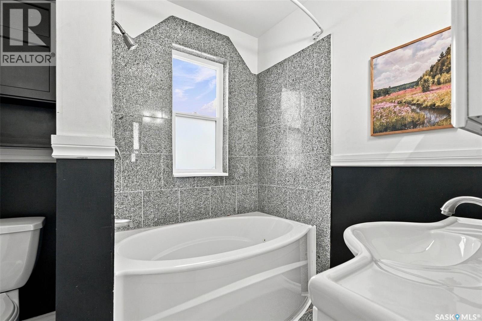 333 J Avenue S, Saskatoon, SK