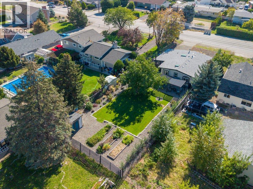 886 Fairview Road, Oliver, BC