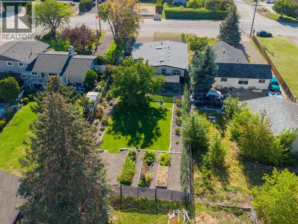 886 Fairview Road, Oliver, BC