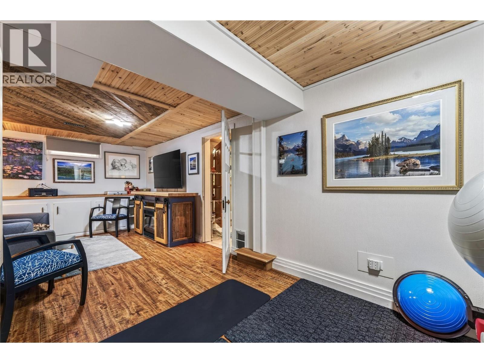 141 Regina Avenue, Penticton, BC