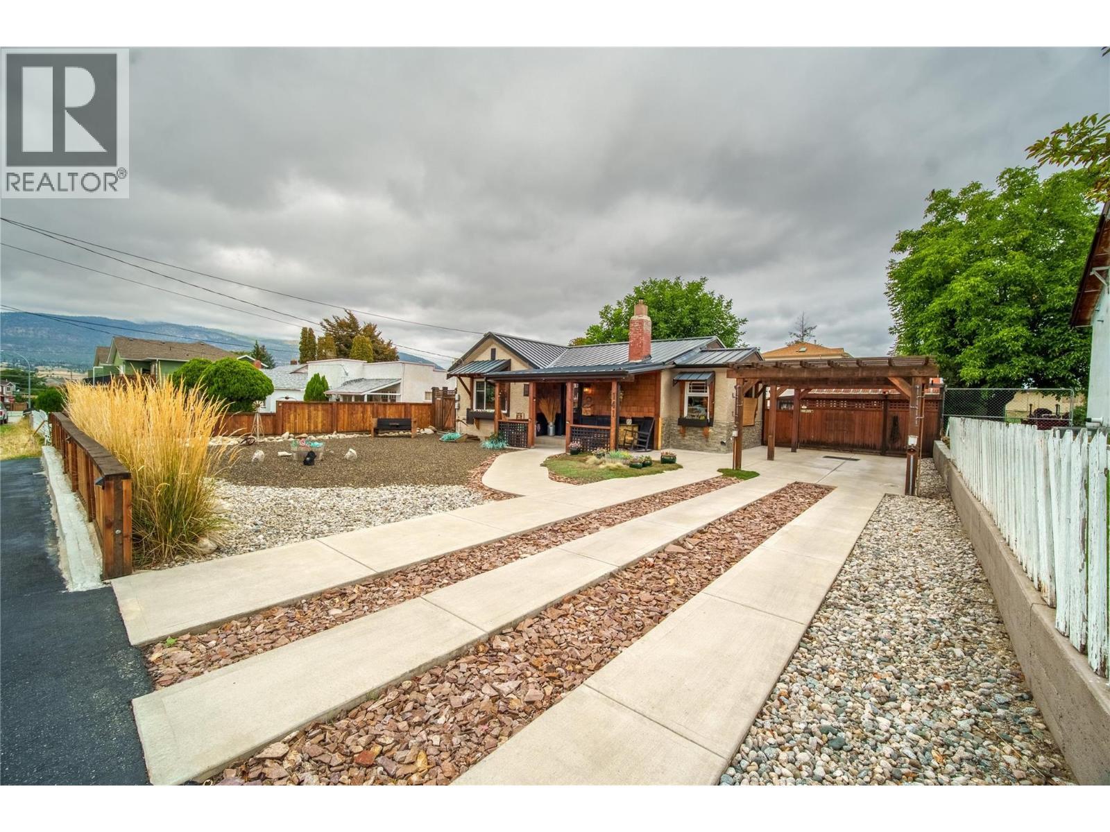 141 Regina Avenue, Penticton, BC