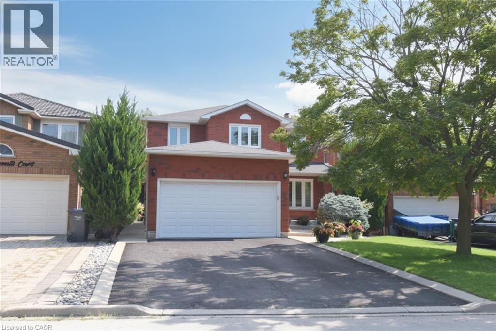 4473 Stonemill Court, Mississauga, ON