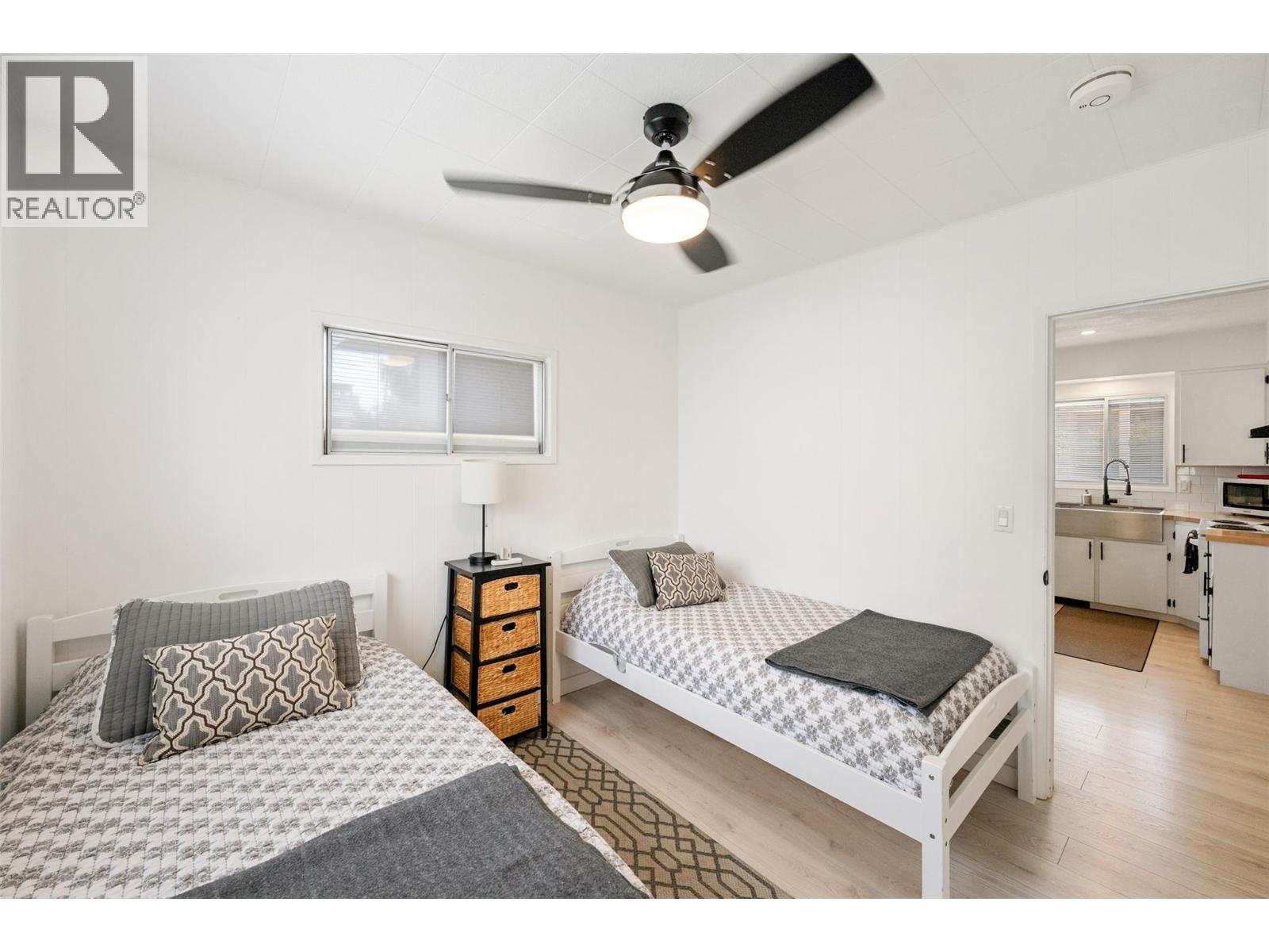 2 bedroom. - 637 Alexander Avenue, Penticton, BC