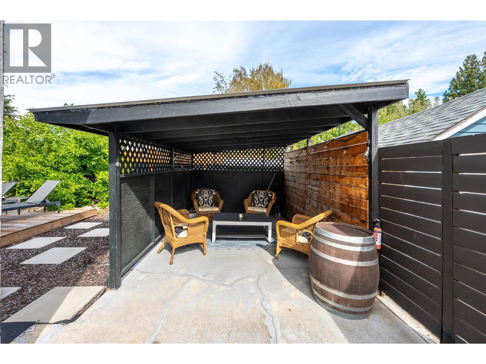 Carport/patio. - 637 Alexander Avenue, Penticton, BC