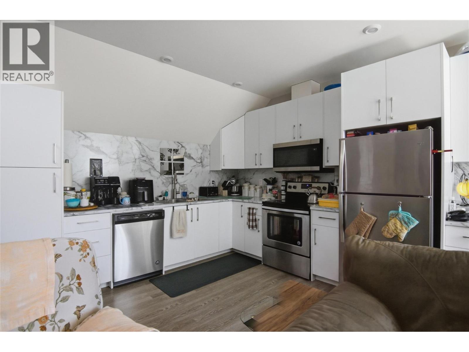 6560 Fawnhill Road, Kamloops, BC