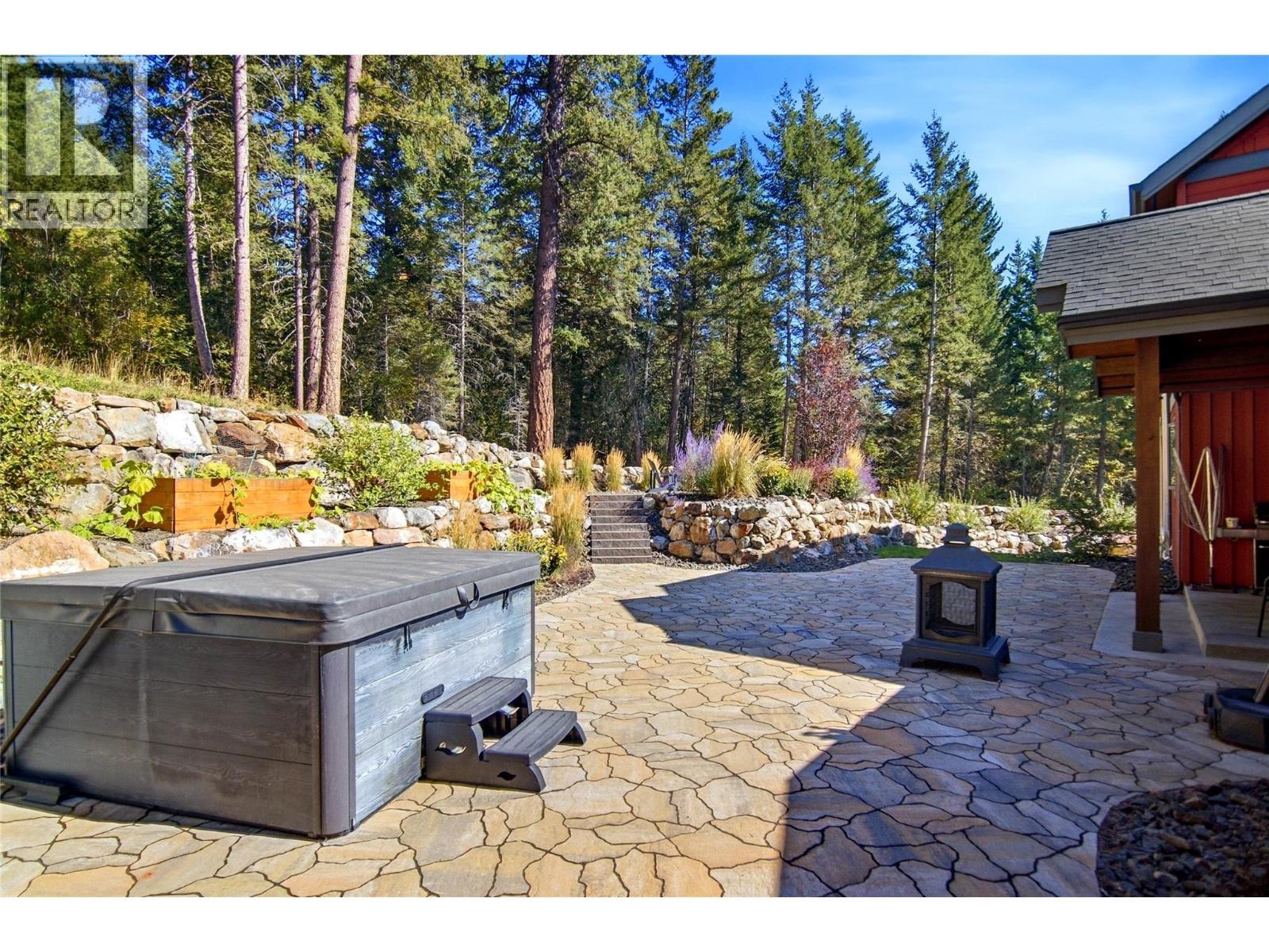 6560 Fawnhill Road, Kamloops, BC