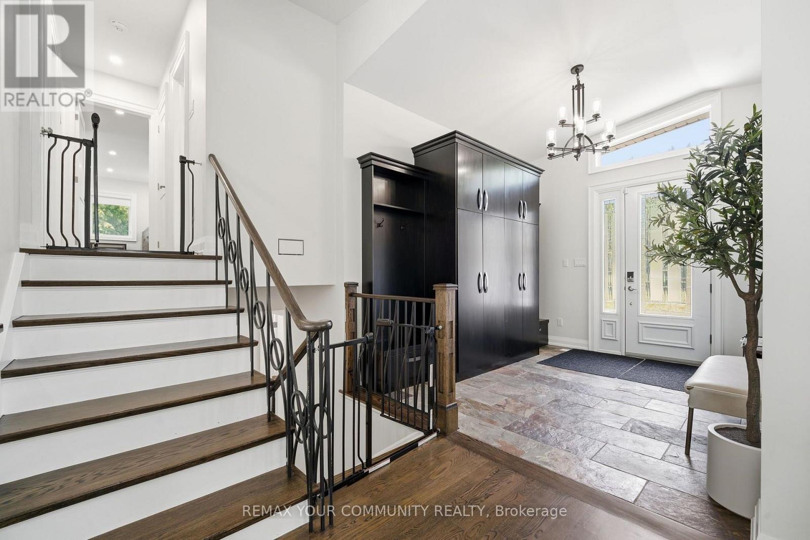 35 Idleswift Drive, Vaughan, ON