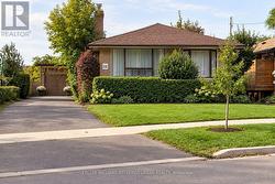 16 CARSBROOKE ROAD Toronto, ON M9C 3C1