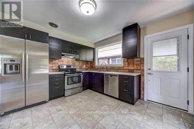 16 Carsbrooke Road, Toronto, ON
