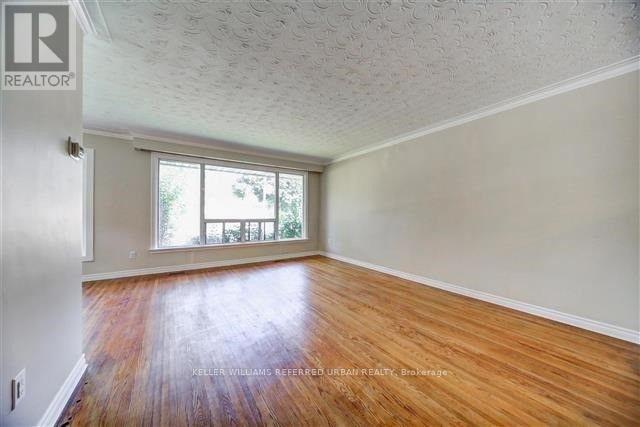 16 Carsbrooke Road, Toronto, ON