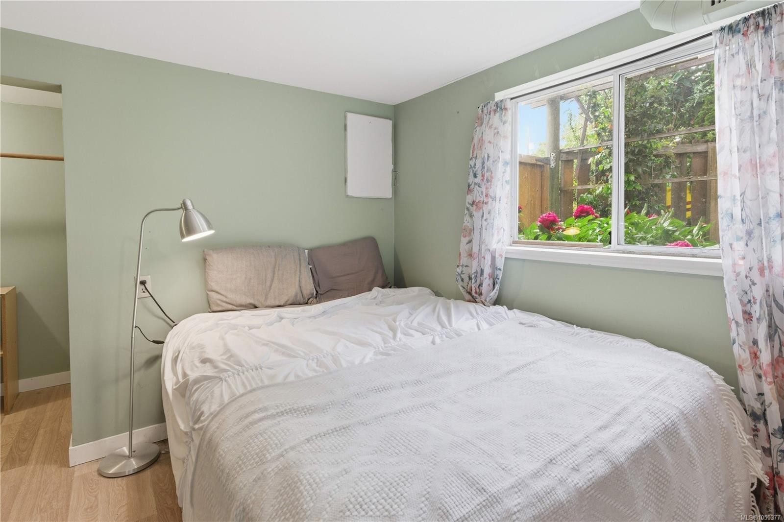 236 Crease Ave, Saanich, BC