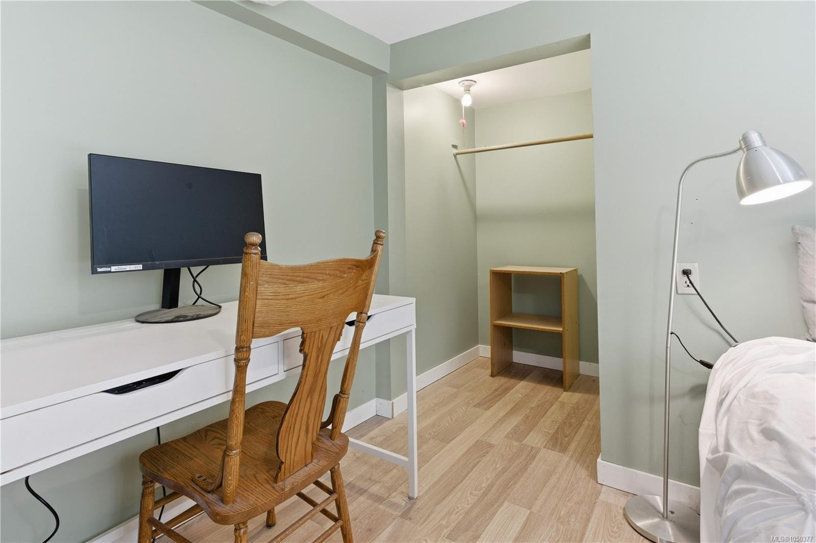 236 Crease Ave, Saanich, BC