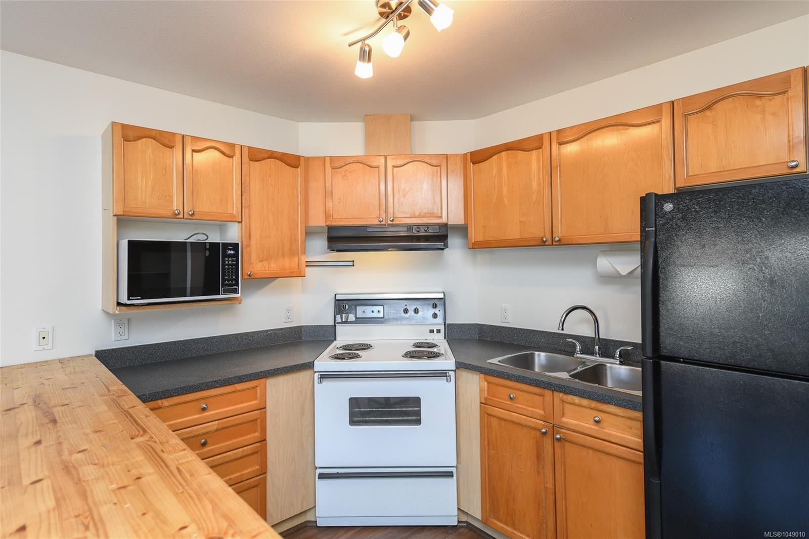 #213-1450 Tunner Dr, Courtenay, BC