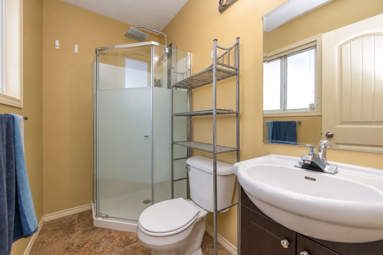 4301 16Th Avenue, Vernon, BC
