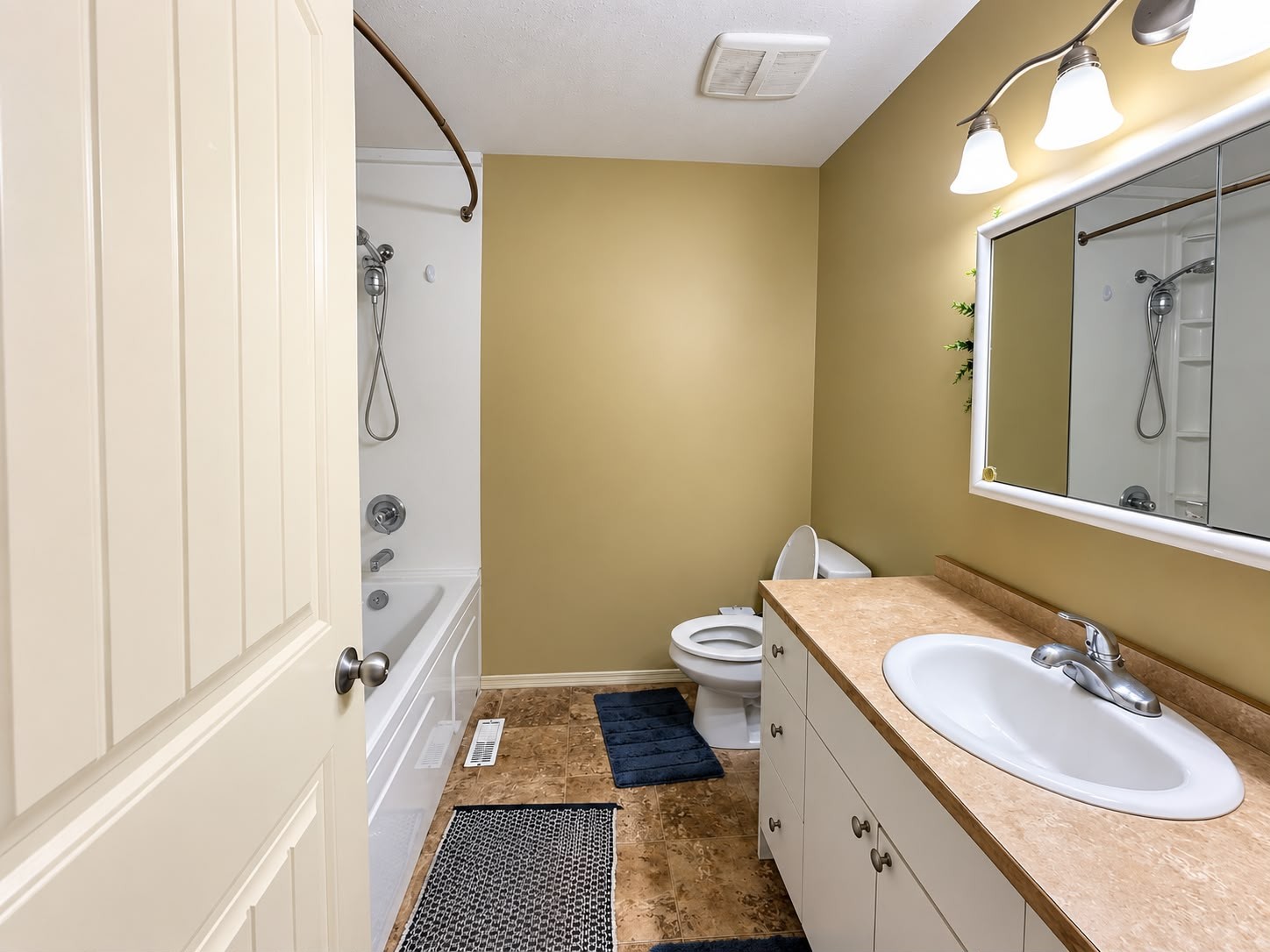 4301 16Th Avenue, Vernon, BC