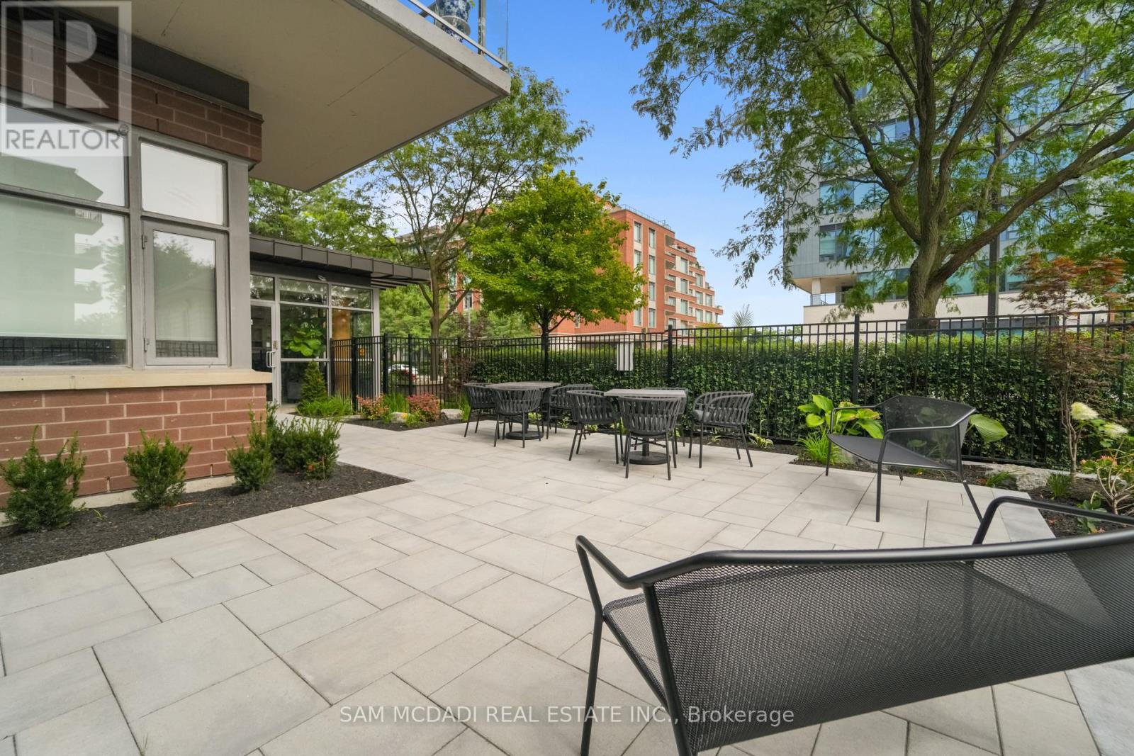 506 - 70 Port Street E, Mississauga, ON
