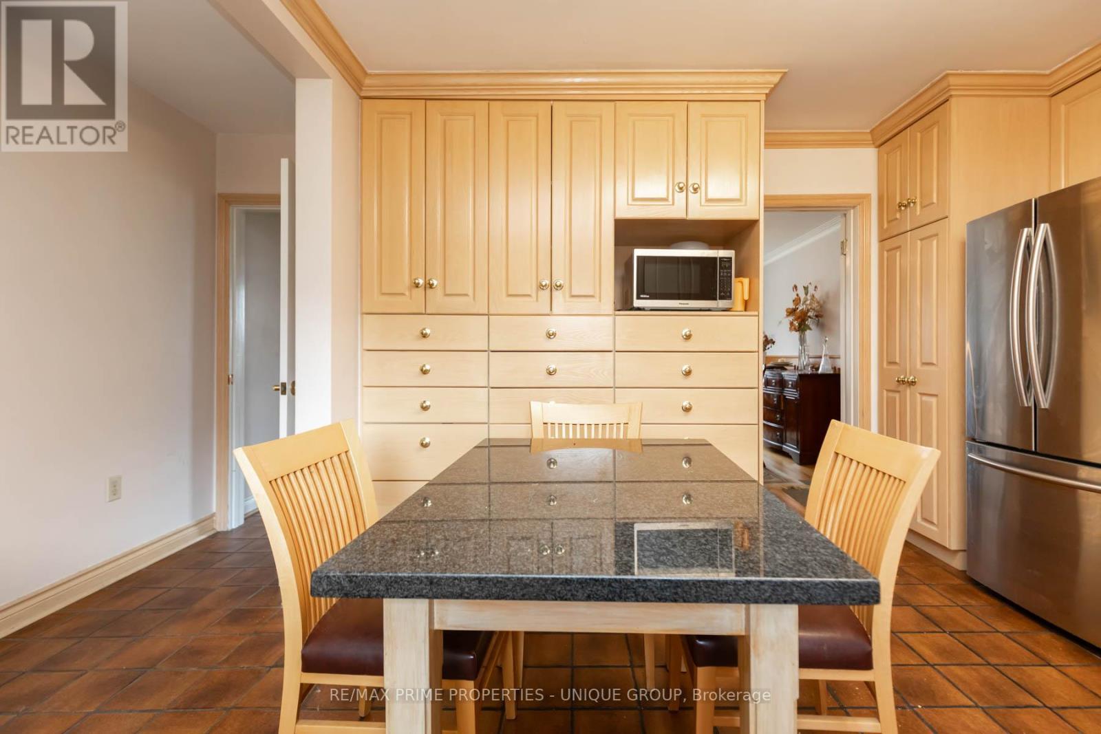 173 Ridley Boulevard, Toronto, ON