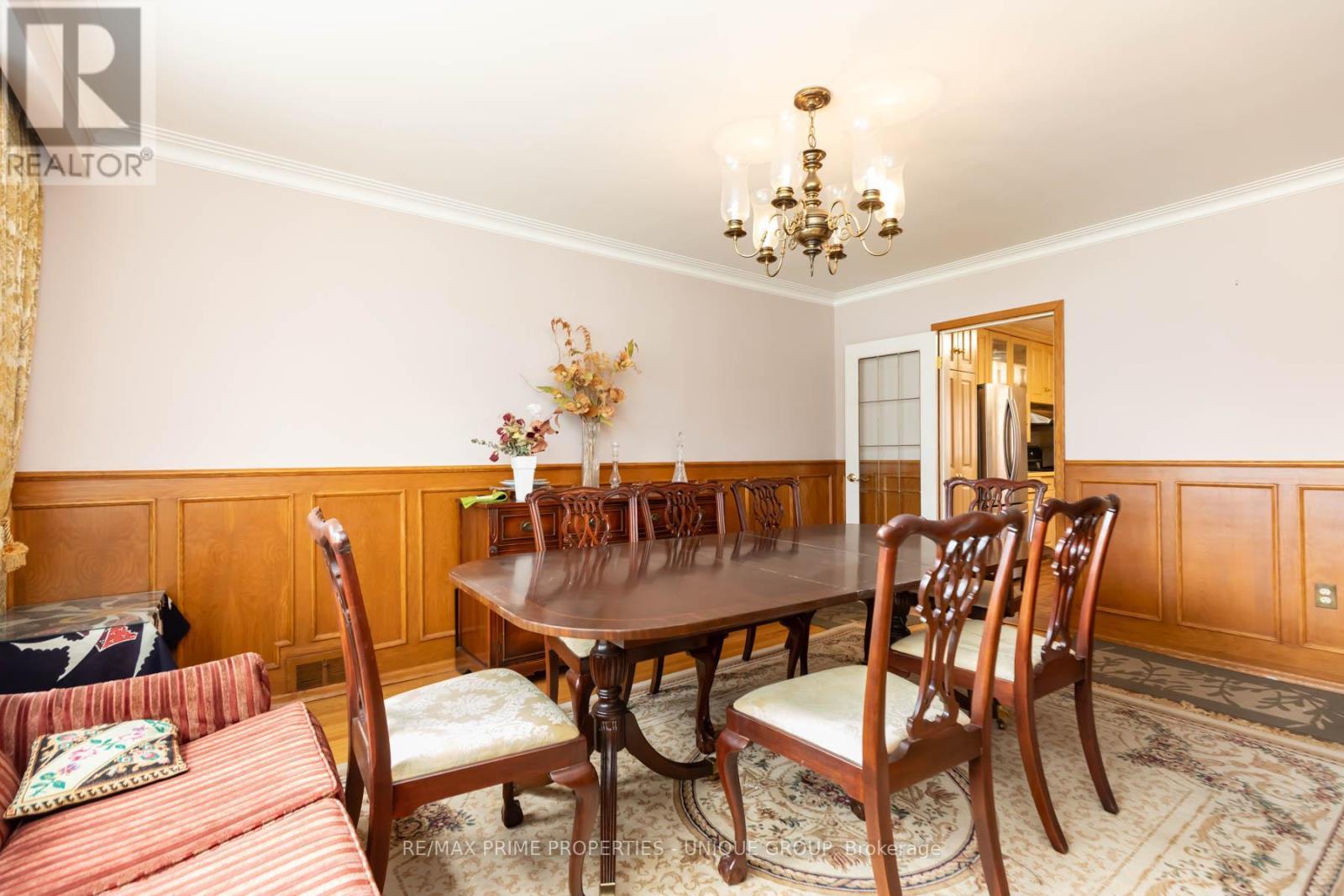 173 Ridley Boulevard, Toronto, ON