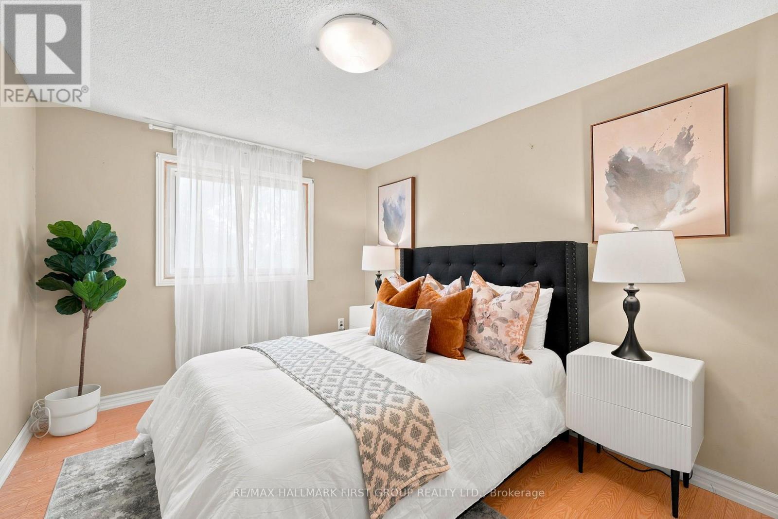 1928 New Street, Pickering, ON
