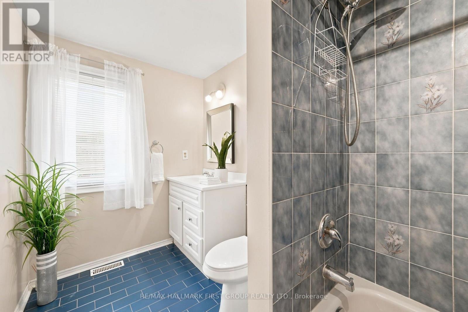 1928 New Street, Pickering, ON