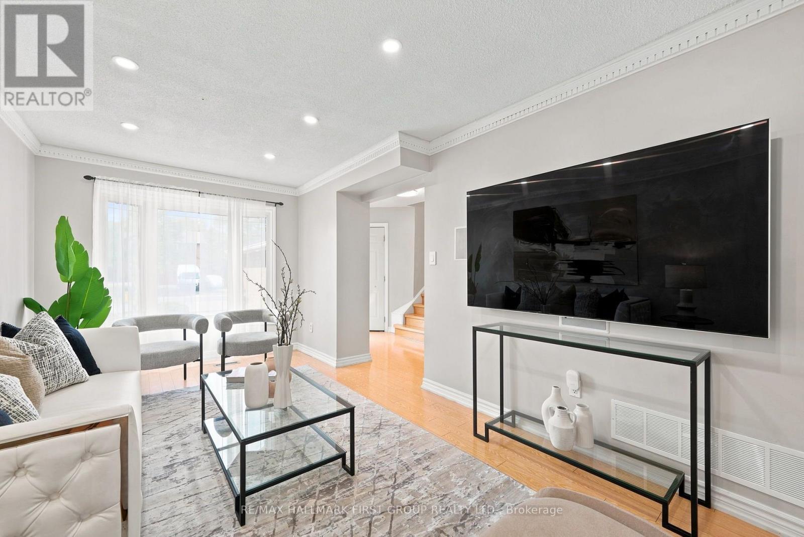 1928 New Street, Pickering, ON