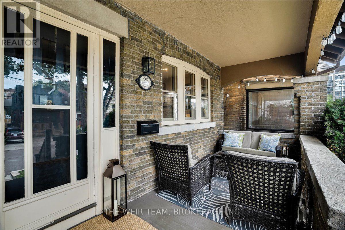 25 Oak Park Avenue, Toronto, ON