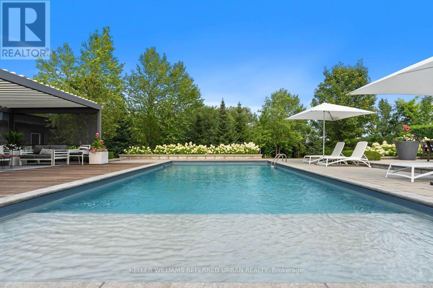 61 Ria Court, King, ON