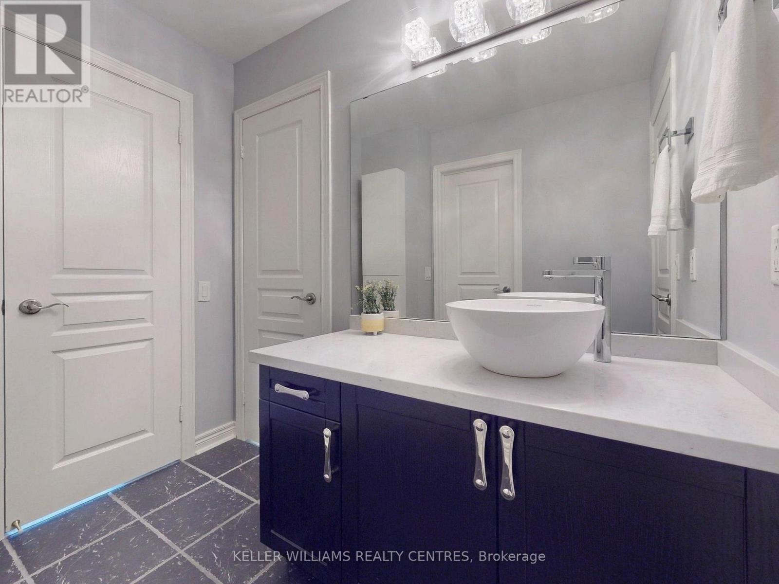 29 Tucker Court, Aurora, ON