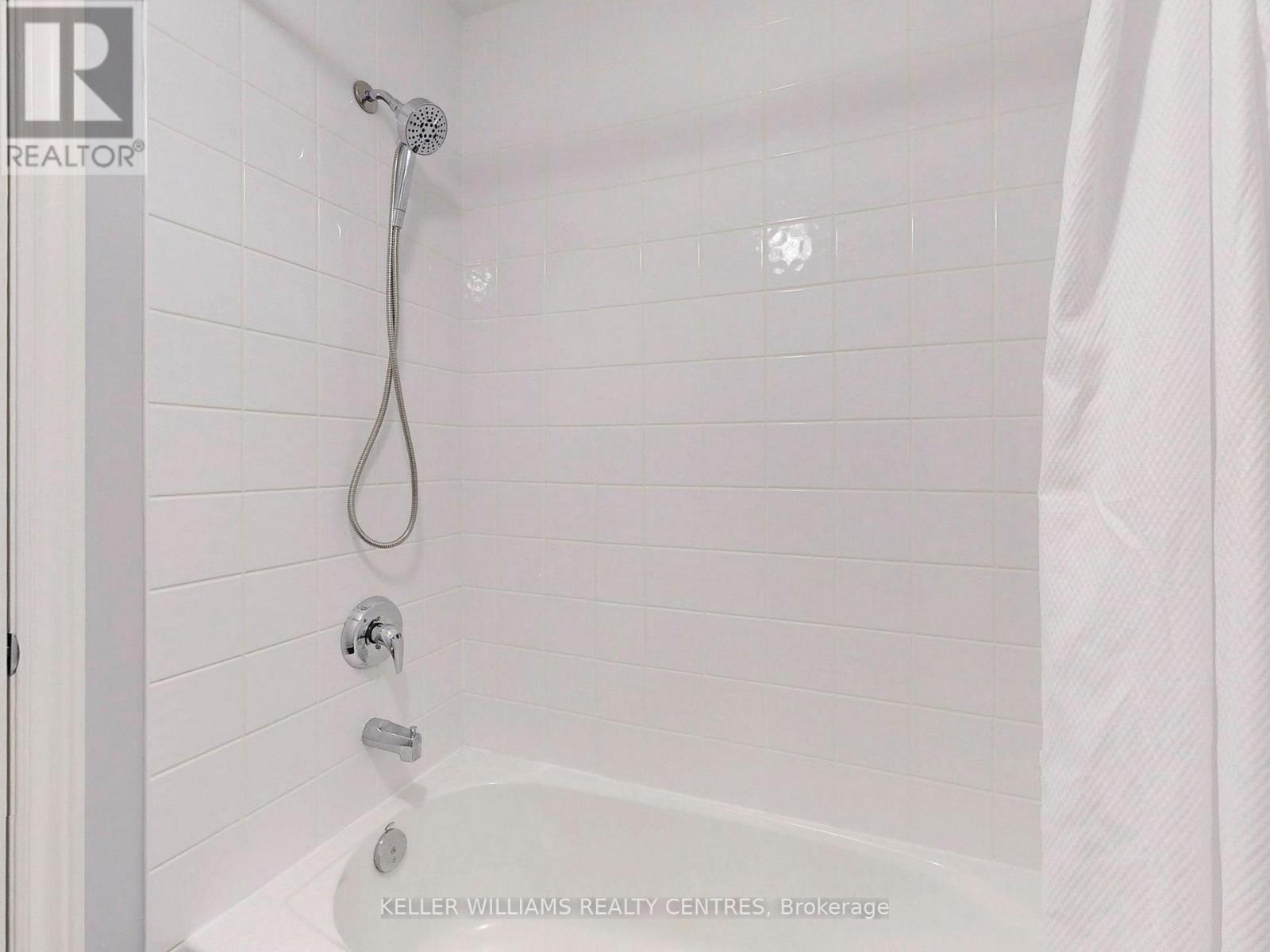 29 Tucker Court, Aurora, ON