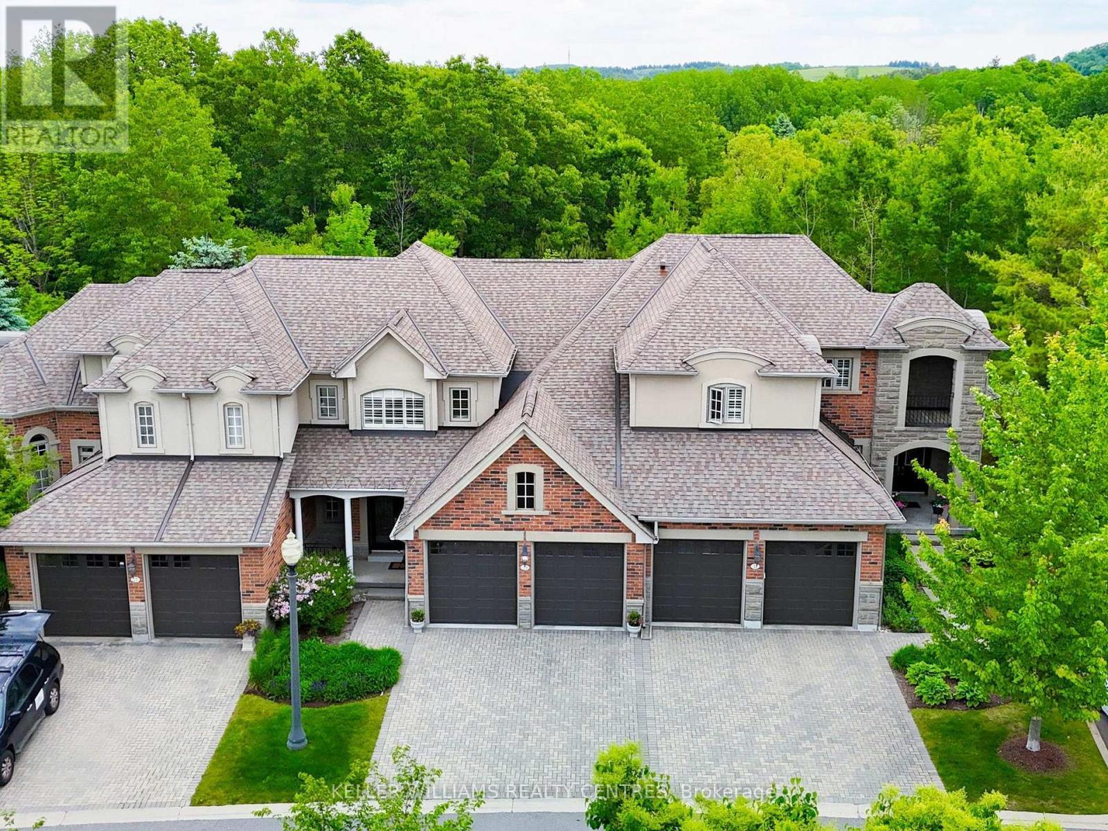 29 Tucker Court, Aurora, ON