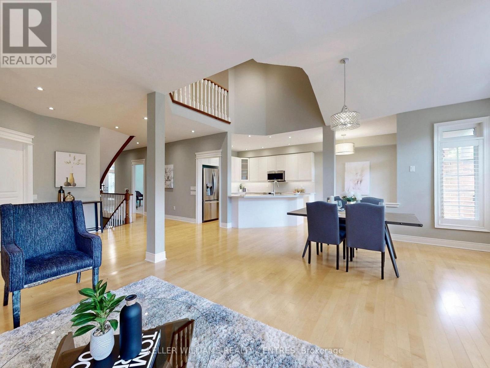 29 Tucker Court, Aurora, ON