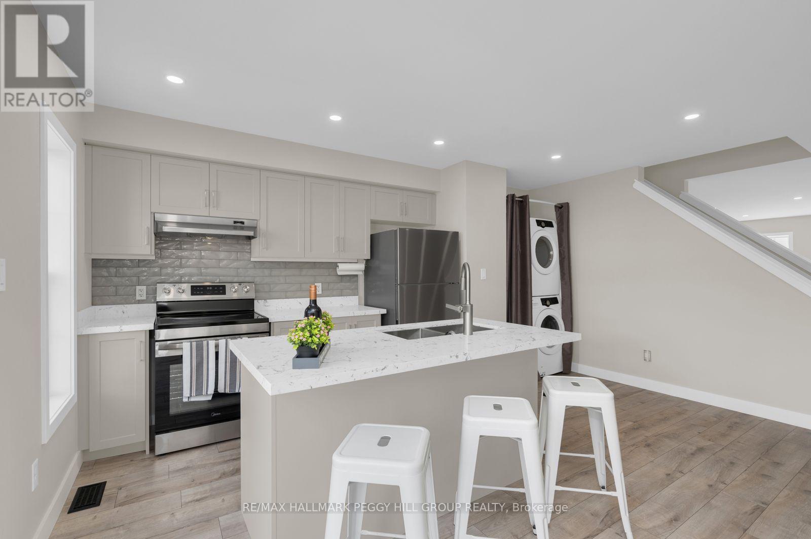 19 - 91 Coughlin Road, Barrie, ON