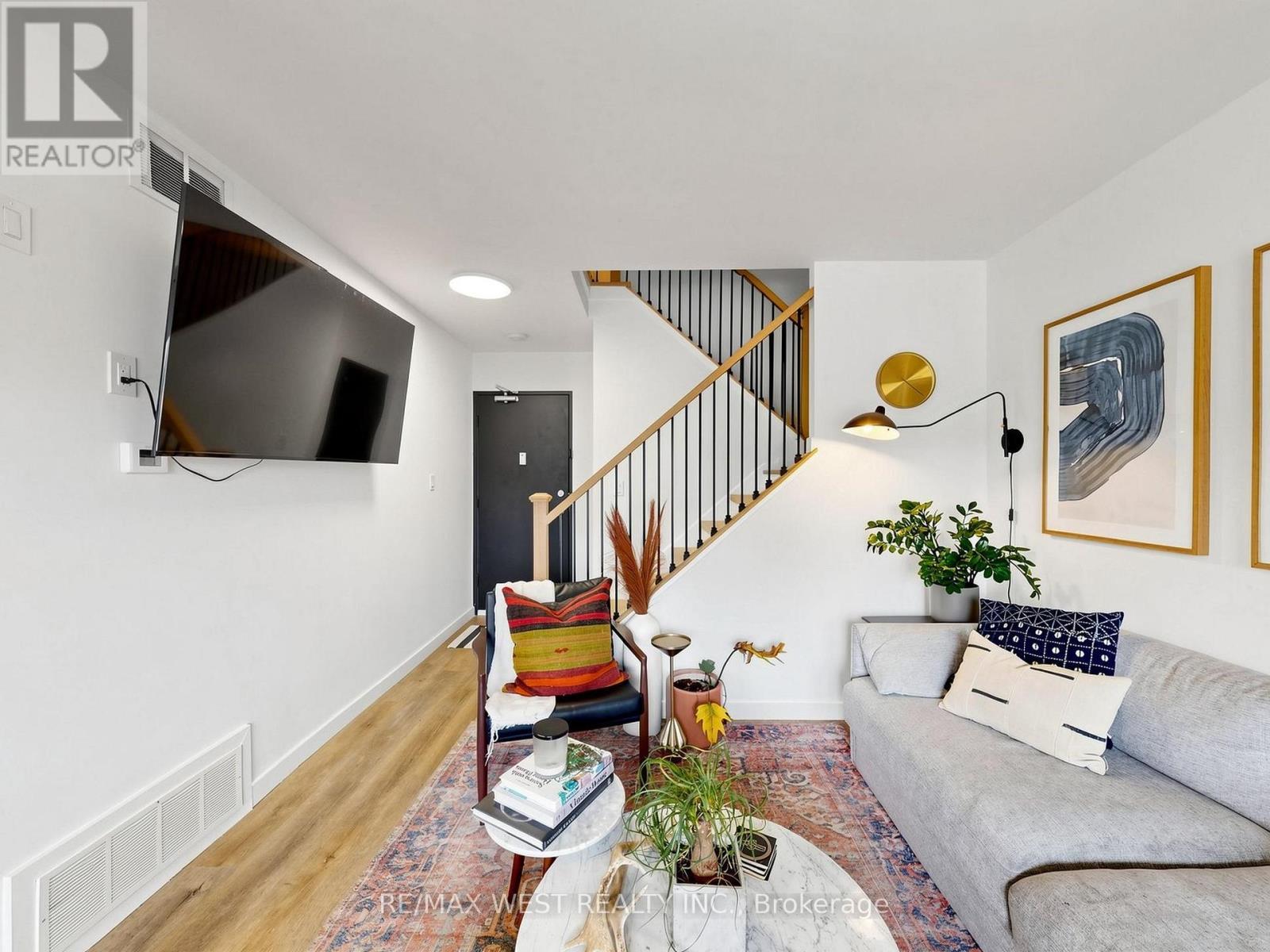 6 - 2027 Bluefields Drive, Burlington, ON