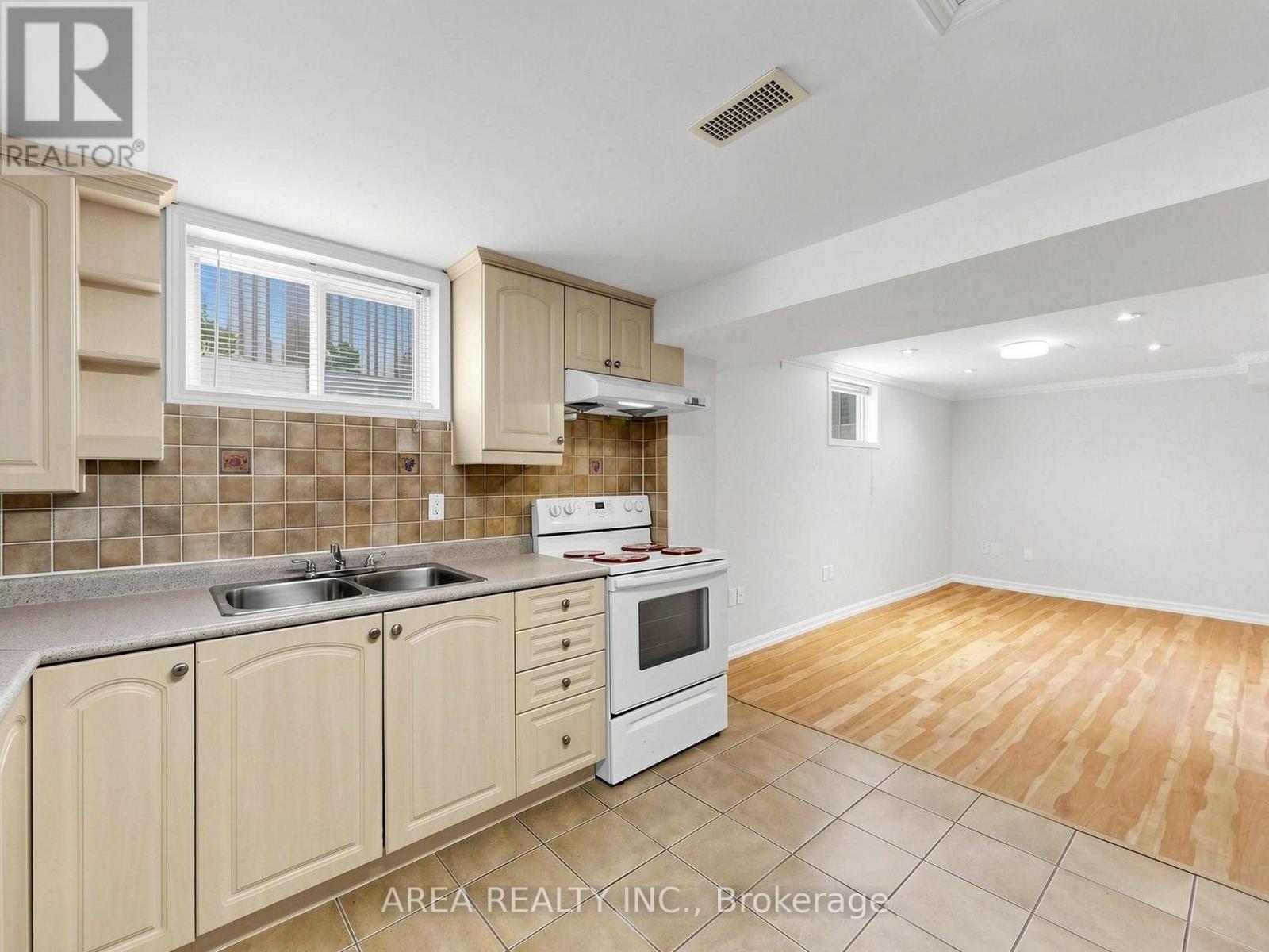 4749 Empire Crescent, Mississauga, ON