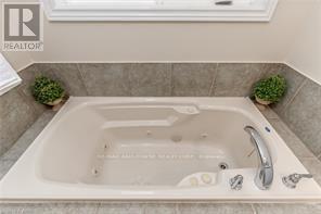 480 Hamilton Drive, Hamilton, ON