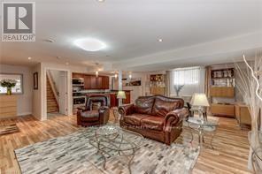 480 Hamilton Drive, Hamilton, ON