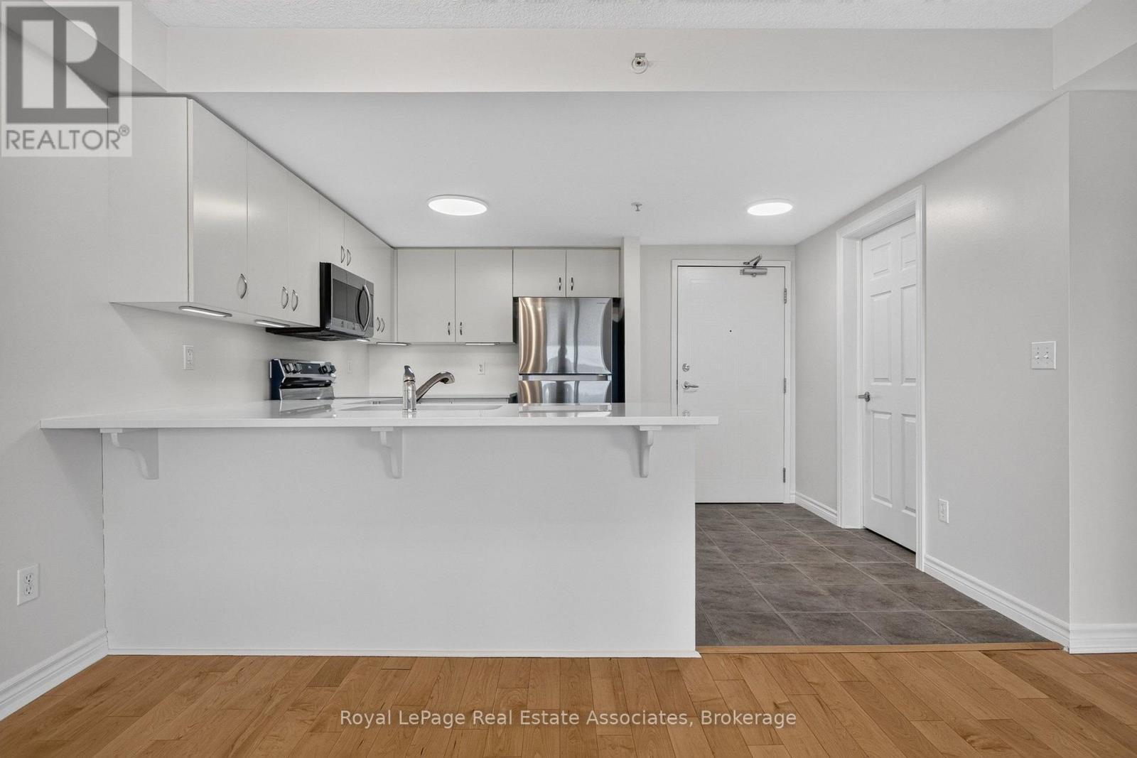 401 - 41 Goodwin Drive, Guelph, ON