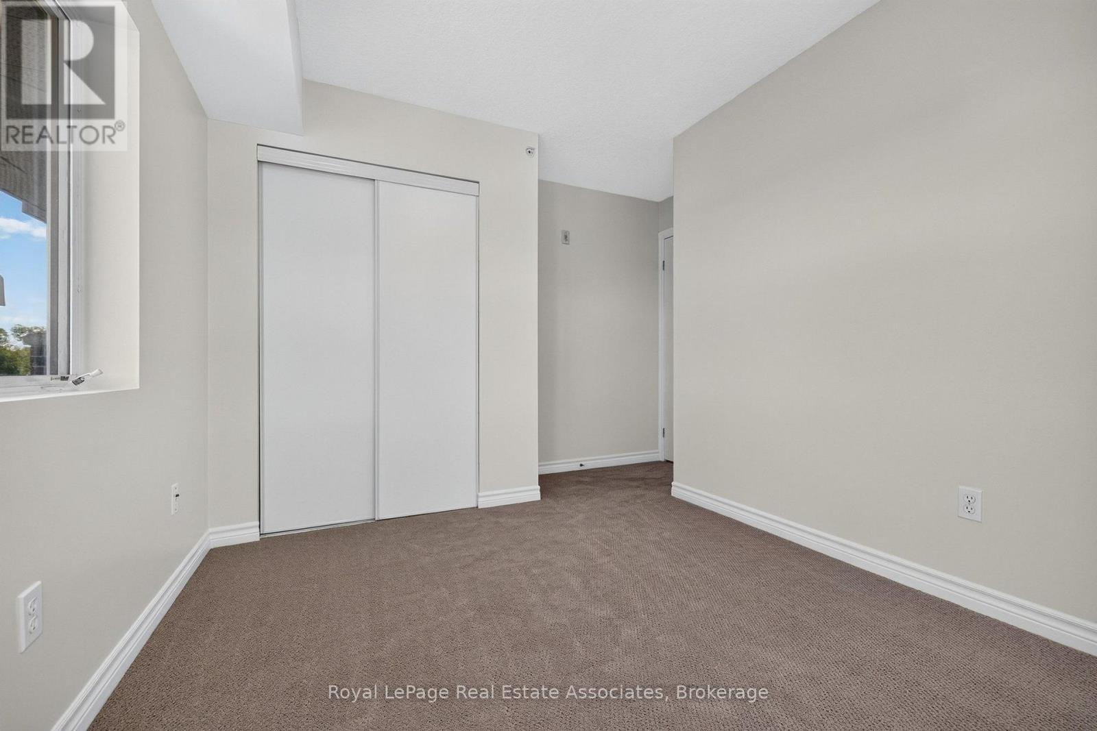 401 - 41 Goodwin Drive, Guelph, ON