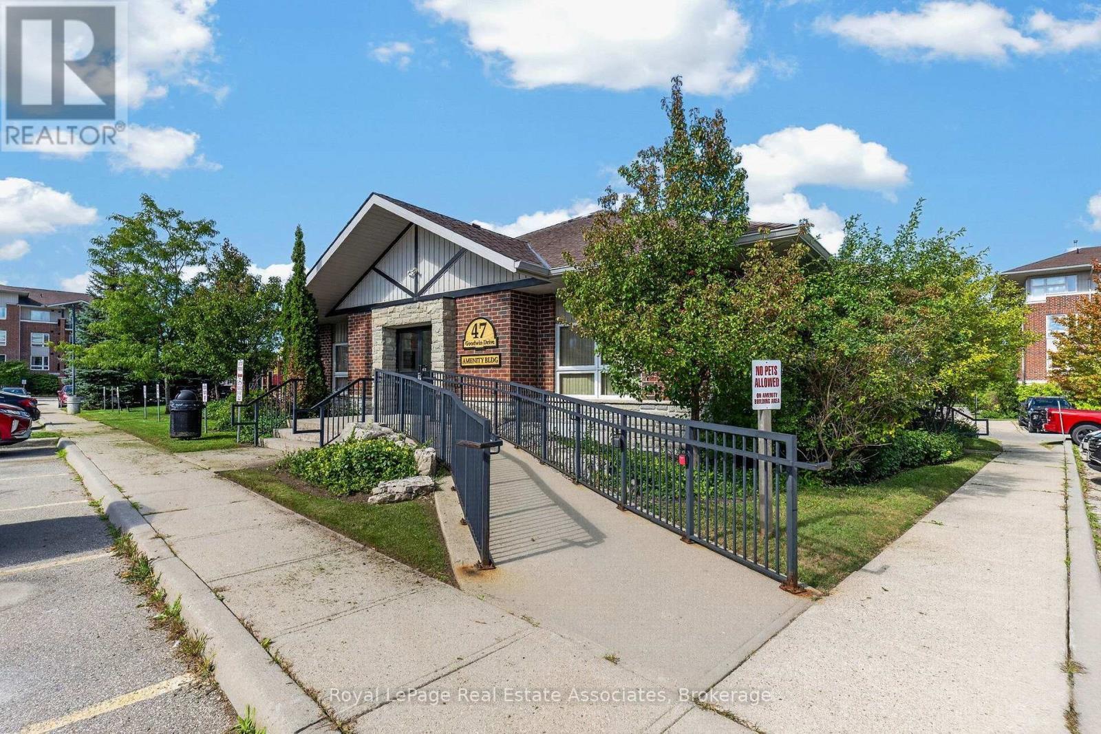 401 - 41 Goodwin Drive, Guelph, ON