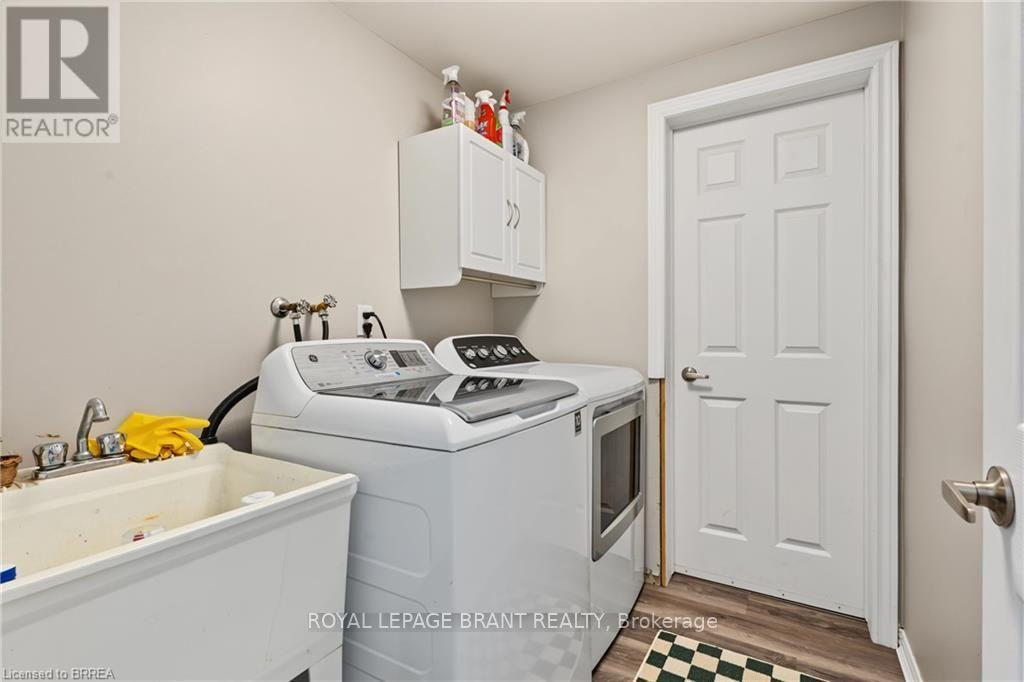332 Grand River Avenue, Brantford, ON