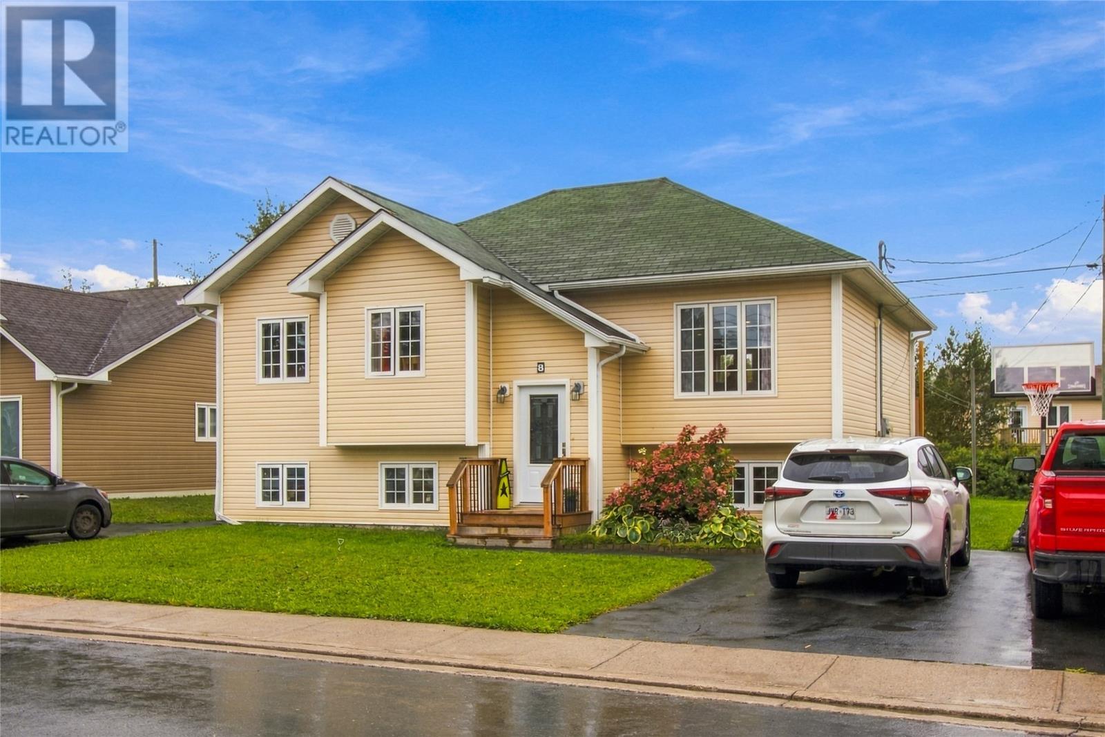 8 Crewe Place, Clarenville, NL