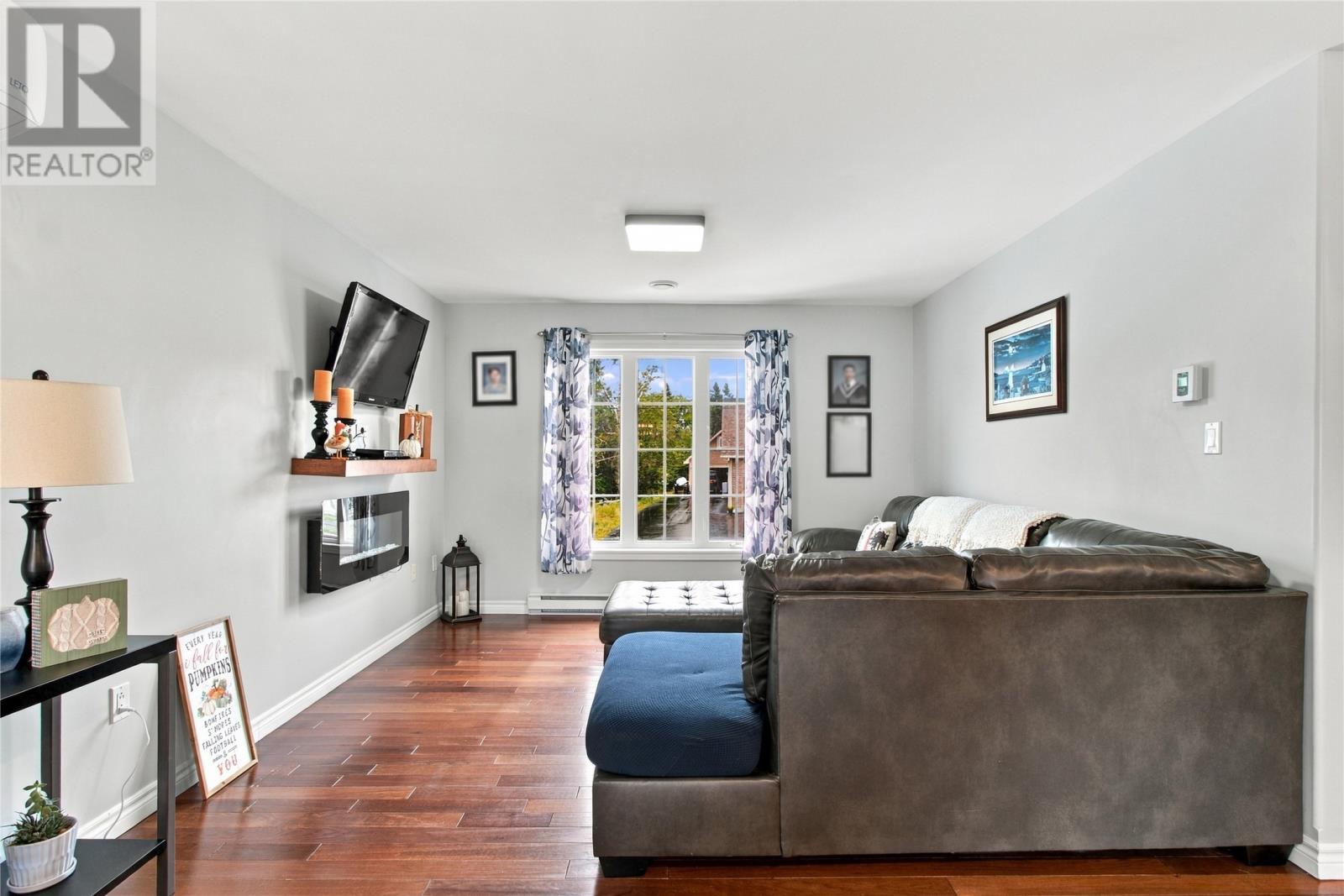 8 Crewe Place, Clarenville, NL