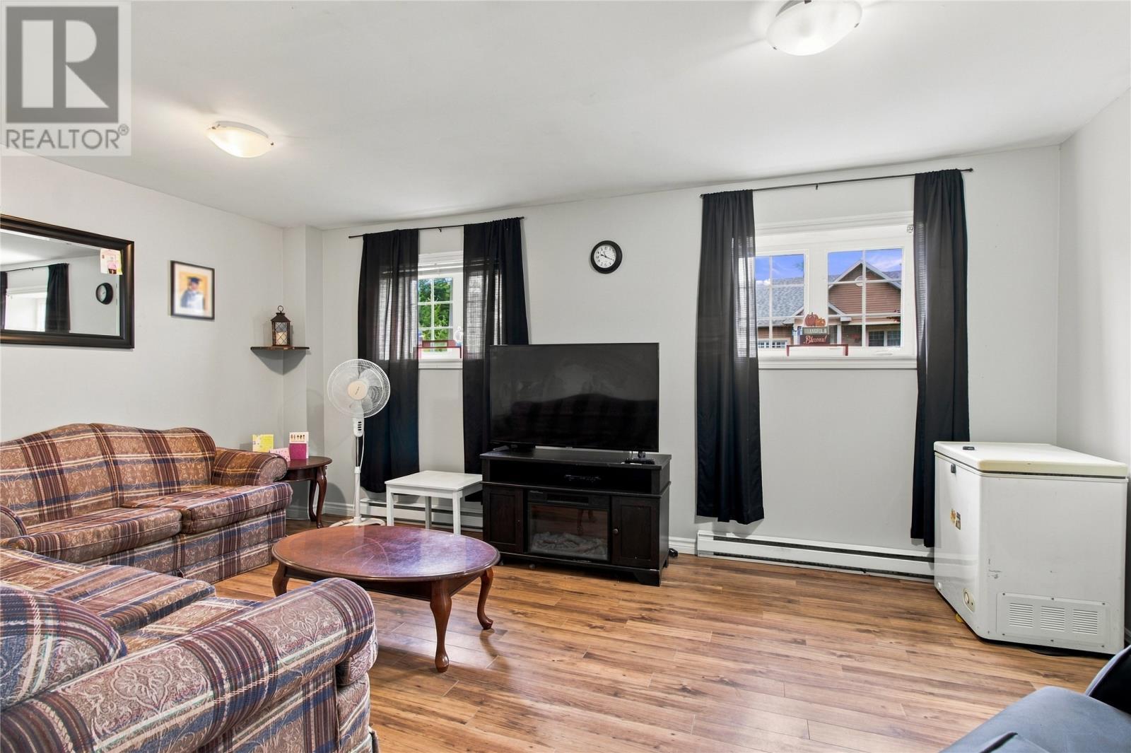 8 Crewe Place, Clarenville, NL