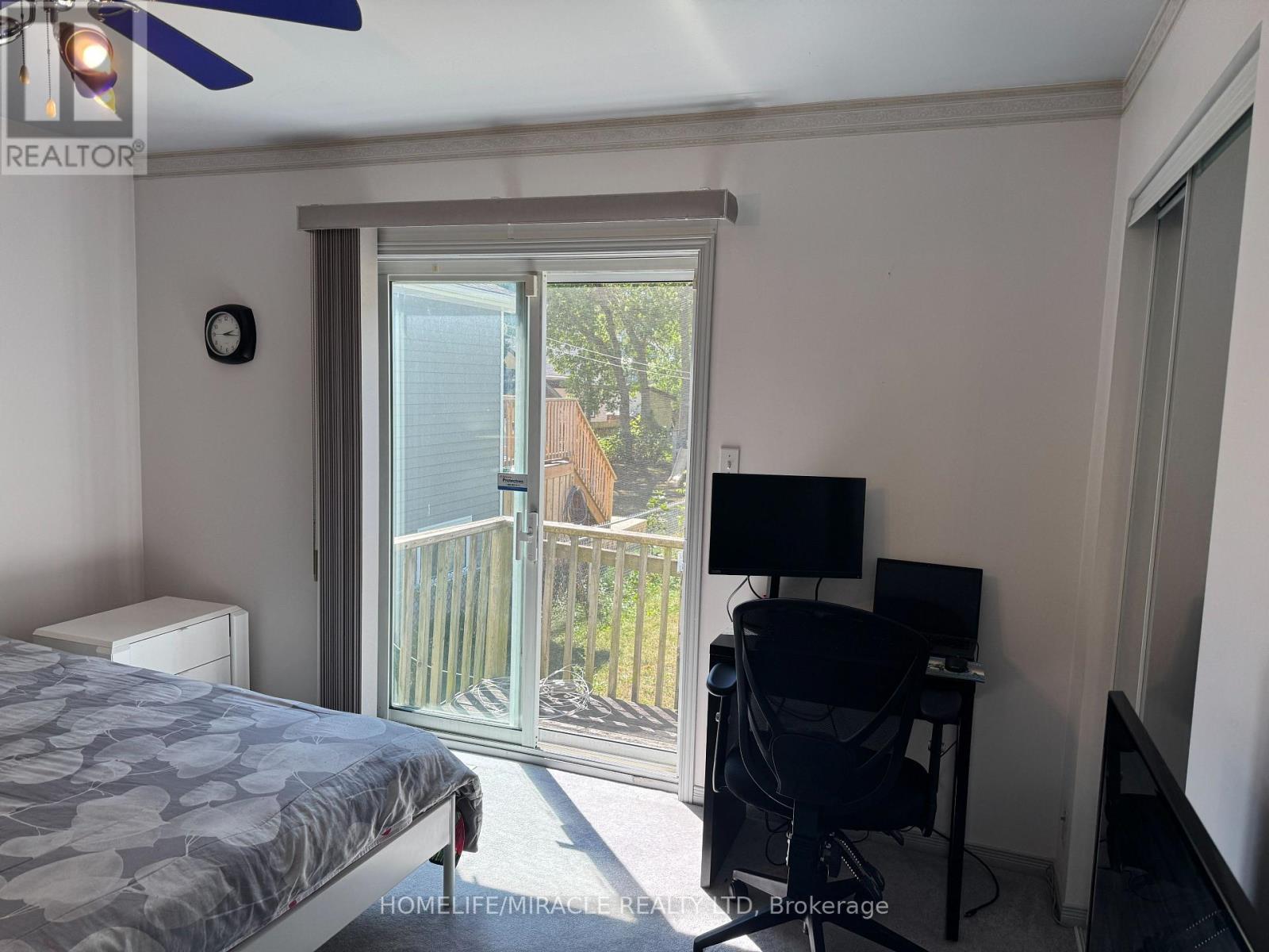40 St Charles Street, Belleville, ON