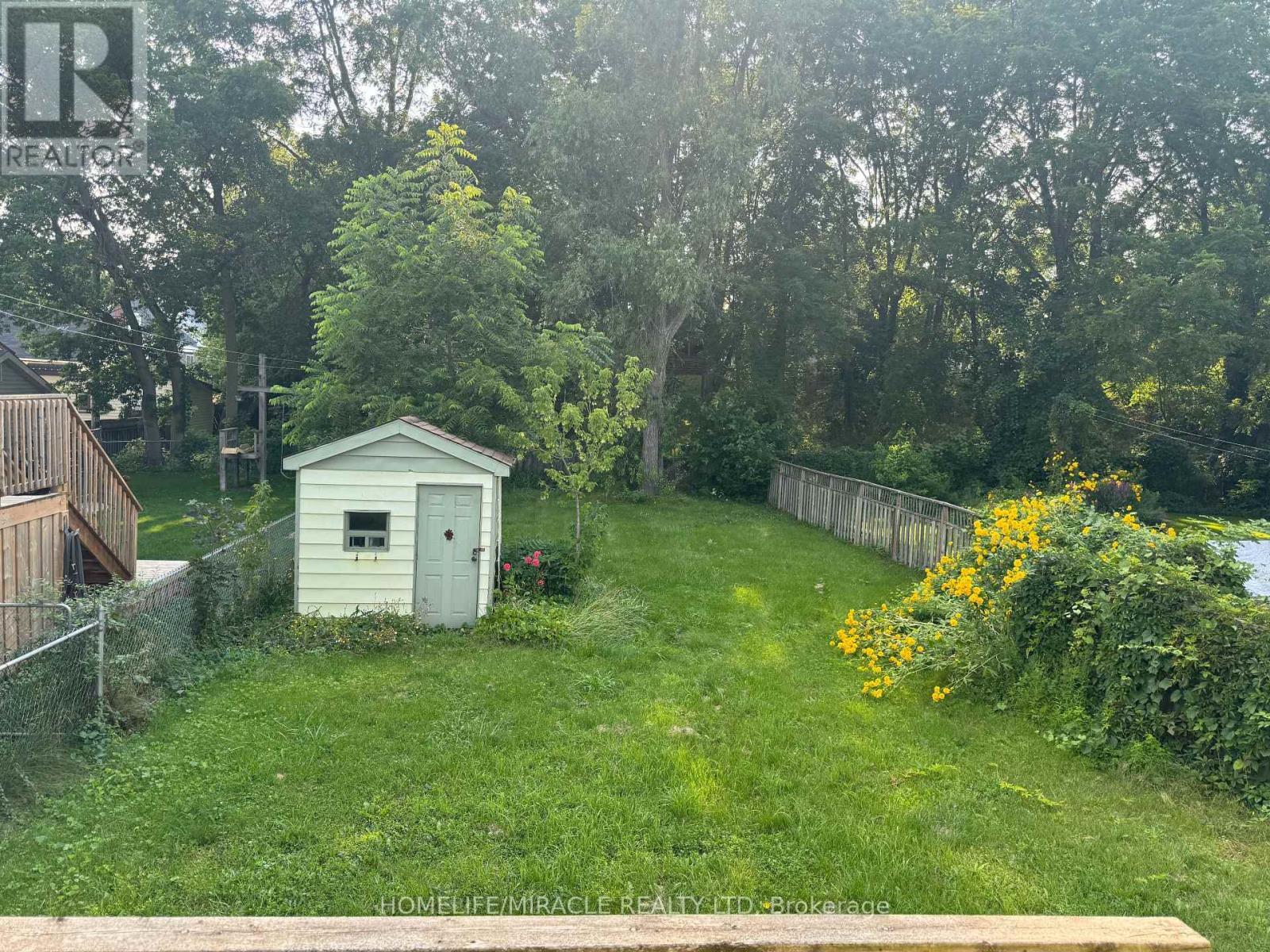 40 St Charles Street, Belleville, ON
