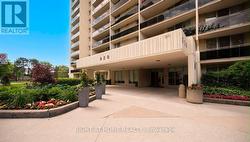 1102 - 820 BURNHAMTHORPE ROAD Toronto, ON M9C 4W2