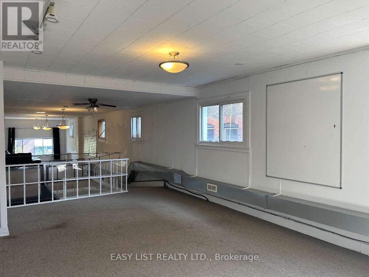 54 James Street, Parry Sound, ON