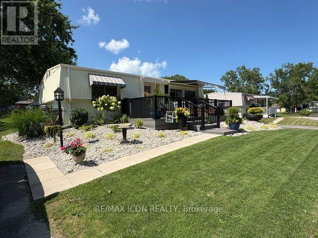 100 Shannon Boulevard, South Huron (Stephen), ON