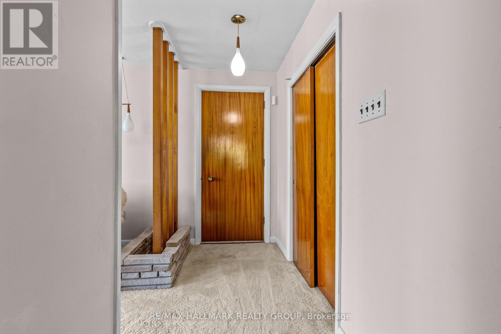 492 Vernon Avenue, Ottawa, ON